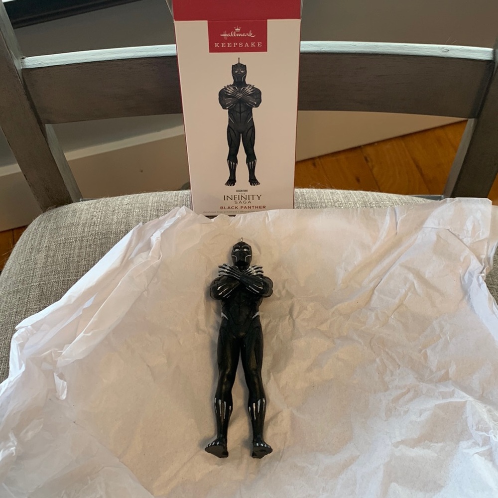 Hallmark Keepsake Ornament - Disney Marvel Black Panther